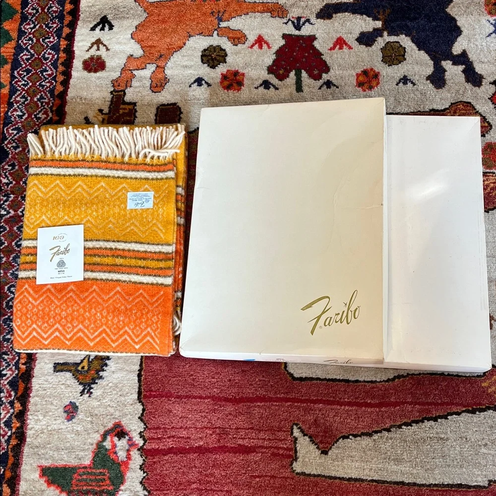 Vintage NEW IN ORIGINAL BOX FARIBO  Mesa wool blanket/throw. 50 x 60. 100% WOOL - Picture 7 of 10
